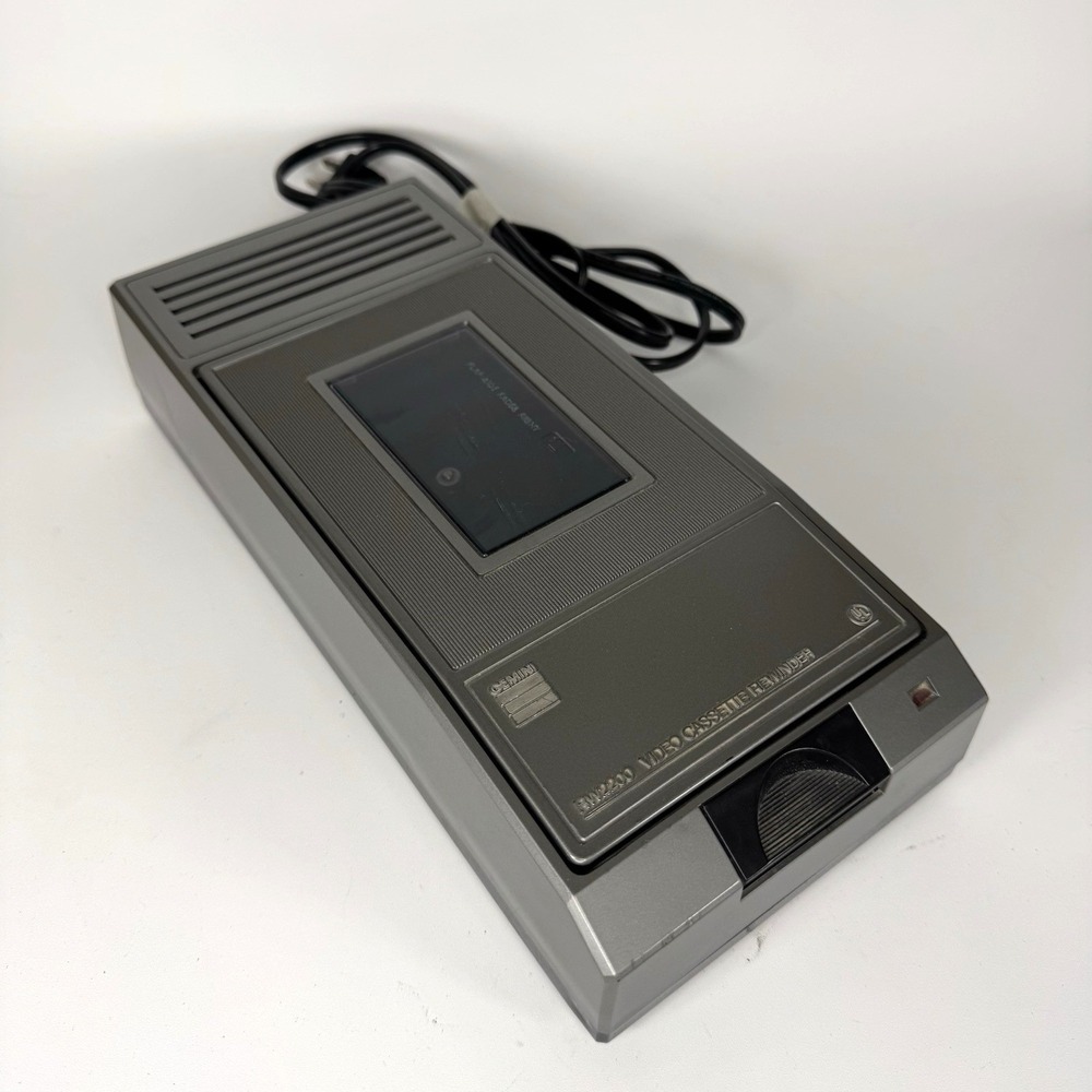 Vintage Gemini RW2200 VHS Rewinder Video Cassette Tape Rewinder Tested